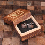 Boîte gravée avec liens de menu Monogramme classiq<br><div class="desc">Liens uniques,  monogrammés et personnalisés à votre demande.</div>