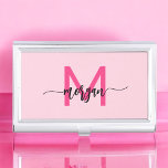 Boîtier Pour Cartes De Visite Chaud rose moderne Script Girl Monogramme Nom<br><div class="desc">Faites une déclaration professionnelle avec notre Hot Pink Modern Script Girly Monogramme Nom Business Card Case! Cette coque élégante et élégante présente un design rose chaud audacieux, personnalisé avec votre nom dans un élégant script moderne pour une touche chic et personnalisée. Parfait pour transporter et protéger vos cartes de visite,...</div>