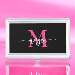 Boîtier Pour Cartes De Visite Chaud rose noir moderne Script Girl Monogramme Nom<br><div class="desc">Faites une déclaration professionnelle avec notre Hot Pink Modern Script Girly Monogramme Nom Business Card Case! Cette coque élégante et élégante présente un design rose chaud audacieux, personnalisé avec votre nom dans un élégant script moderne pour une touche chic et personnalisée. Parfait pour transporter et protéger vos cartes de visite,...</div>