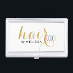 Boîtier Pour Cartes De Visite Coloriste des cheveux Blanc & Or Parties scintilla<br><div class="desc">Elégant blanc avec parties scintillant or texte design-Hair couleur personnalisable porte-carte de visite modèle personnalisable.</div>