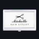 Boîtier Pour Cartes De Visite Coque carte de visite styliste personnalisé<br><div class="desc">Coque carte de visite styliste personnalisé. Conception personnalisée pour coiffeur ou coiffeur. Un cadeau élégant pour le propriétaire du salon de coiffure. Faites vos propres cadeaux de barbier à la mode pour patron, collègue, employés, etc. Idées cadeaux coiffeur uniques. Personnalisé avec votre propre nom d'entreprise ou slogan d'entreprise. Logo de...</div>