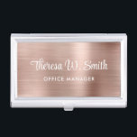 Boîtier Pour Cartes De Visite Élégant Script Professional Rose Gold<br><div class="desc">Elégant professionnel brossé rose carte de visite or coque avec votre nom dans un script blanc élégant. Ajoutez le titre de votre emploi en simple typographie blanche.</div>