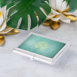 Boîtier Pour Cartes De Visite Élégant Turquoise Gold Lotus Yoga instructeur de m<br><div class="desc">Élégant Lotus or brillant et Turquoise Grunge Arrière - plan Yoga Méditation Instructor Modèle titulaire de carte d'affaires.</div>
