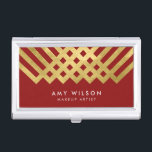Boîtier Pour Cartes De Visite Géométrique moderne d'or rouge élégant de Faux<br><div class="desc">Stockez vos cartes de visite dans le style avec ce porte-cartes de carte de visite rouge élégant comportant un dessin géométrique d'or de faux. Vérifiez le http://www.zazzle.com/bold_elegant_red_faux_gold_geometric_makeup_artist_business_card-240520745340237938?rf=238364477188679314 assorti de carte de visite ici Personnalisez ceci en remplaçant le texte de texte d'attente pour ajouter votre propre information. Pour plus d'options comme...</div>