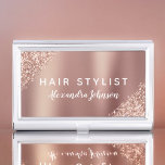 Boîtier Pour Cartes De Visite Rose Gold - Parties scintillant rose pâle Monogram<br><div class="desc">Blush Pink - Rose Gold Faux Parties scintillant et Sparkle Metallic Foil Elegant Porteur de carte de visite pour fille. Ce détenteur de carte de visite peut être customisé pour inclure votre prénom et votre nom ainsi que votre profession.</div>