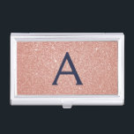 Boîtier Pour Cartes De Visite Rose Rose Rose Gold Marine Parties scintillant ble<br><div class="desc">Blush Rose Gold et Navy Blue Faux Parties scintillant et Élégant détenteur de carte de visite Monogram. Ce détenteur de carte de visite peut être customisé pour inclure votre nom initial et prénom.</div>