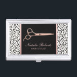 Boîtier Pour Cartes De Visite Salon Léopard Rose de ciseau doré<br><div class="desc">Hair Styliste Rose Gold Scissor Leopard Salon Carte de visite Titulaire.</div>