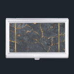 Boîtier Pour Cartes De Visite Texture de luxe en marbre noir et or<br><div class="desc">Image de la texture luxueuse en marbre noir et or avec accent rayé or. monogramme personnalisable,  look gaufré.</div>