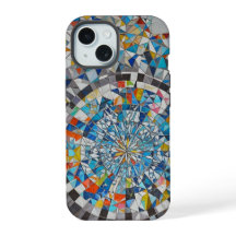 Boîtier téléphonique en mosaïque géométrique