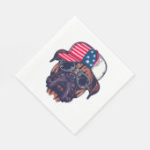 Bokser hond draagt wit rood blauw servet (Hoek)