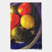 Bol bleu de serviettes de cuisine aux fruits (Vertical)