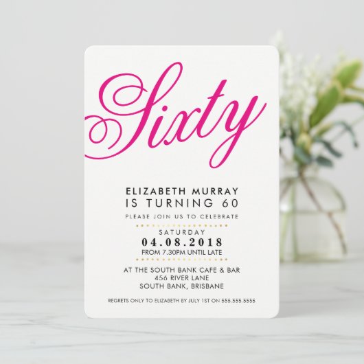 BOLD 60E anniversaire INVITATION script noir rose (Debout devant)