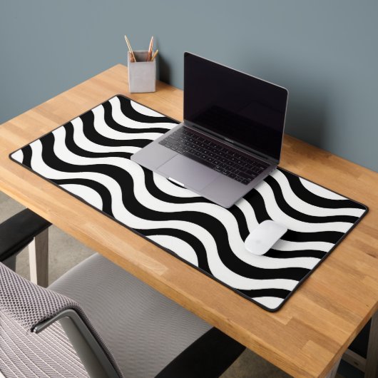 Bold Black and White Wavy Abstract (Bureau 2)