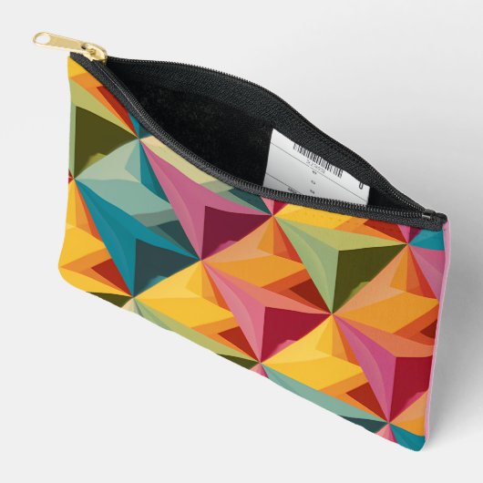 Bold Geometric Triangle Pattern  Etui (Open)
