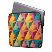 Bold Geometric Triangle Pattern Laptop Sleeve (Voorkant Links)