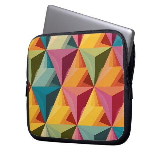 Bold Geometric Triangle Pattern  Laptop Sleeve (Voorkant Links)