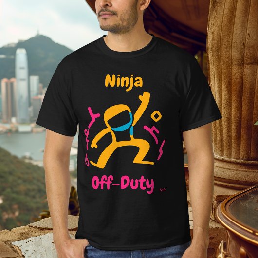 Bold Off-Duty Ninja Graphic pop art neon stijl T-shirt