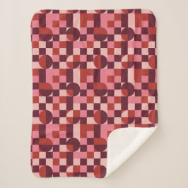Bold Pink and Red Retro Geometric Pattern Sherpa Deken