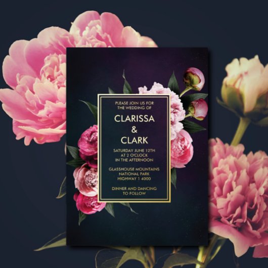 Bold Pink Moody Peony Flower Chic Wedding Folie Uitnodiging