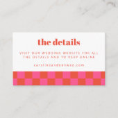 Bold Pink Red Checkerboard Weddenschap Website QR  Informatiekaartje (Voorkant)