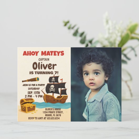 Bold Pirate Adventure Anniversaire Invitation (Debout devant)