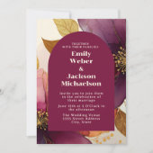 Bold Plum Gouden Bloemboog Trouwen Kaart (Voorkant)