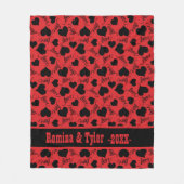 Bold Red Valentijns met Black Heart Pattern Fleece Deken (Voorkant)