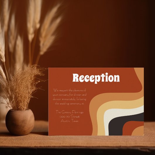 Bold Retro Groovy 70s Wavy Boho Wedding Reception Informatiekaartje
