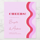 Bold Retro Wave Pink en Rode Script Weddenschappen Wijn Etiket (Enkel label)