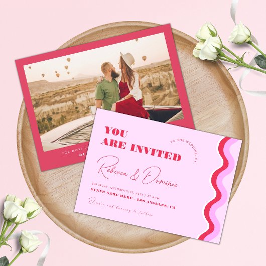 Bold Retro Wavy Curvy Stripes Pink and Red Wedding Kaart
