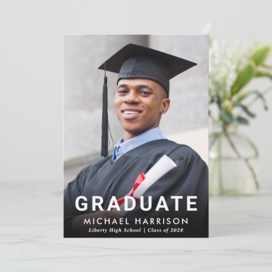 Bold White Typography Photo Graduparty Kaart (Staand voorkant)