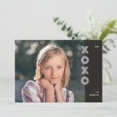 Bold XOXO Carte photo de la Saint Valentin - Noir (Debout devant)