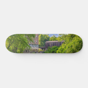 Bollinger-molen en Burfordville overdekte brug Skateboard