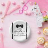 Bols En Carton Bowtie Suspende Un Petit Baby shower Gentil (Fête)