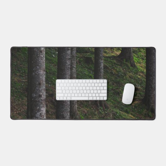 Bomen en groene mos bureaumat (Keyboard & Muis)