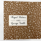 Bomen en lichten rustiek bruin hout winter bruilof drieluik uitnodiging (Binnenzijde eerst)