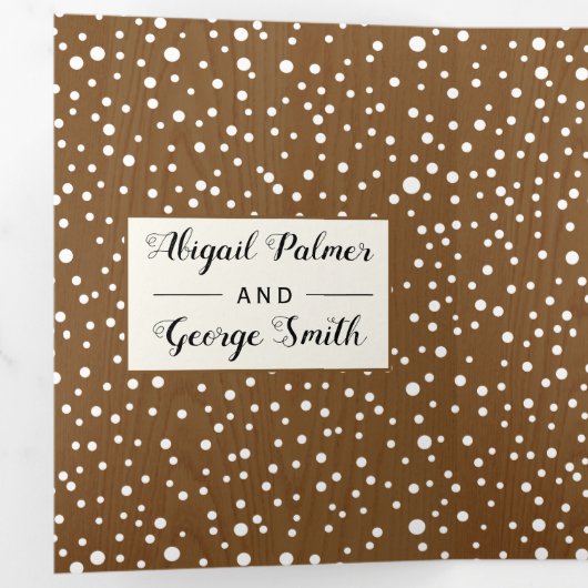 Bomen en lichten rustiek bruin hout winter bruilof drieluik uitnodiging (Binnenzijde eerst)