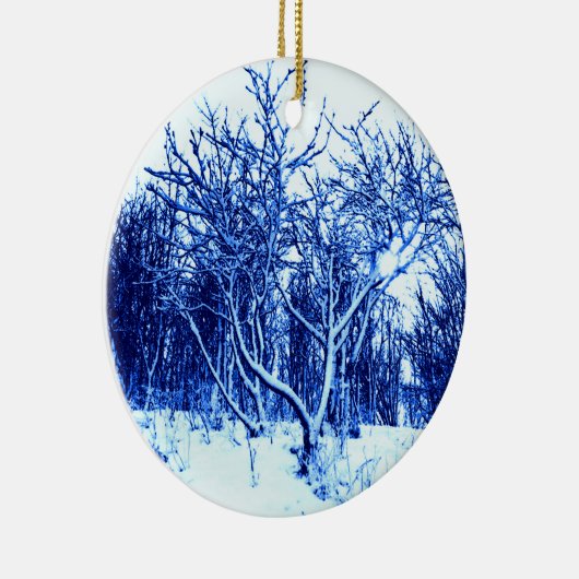 Bomen en sneeuwscène, kobaltblauw keramisch ornament (Rechts)