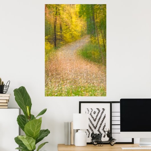 Bomen in herfstkleuren en met leder omgeven Pathwa Poster (Thuiskantoor)