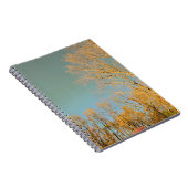 Bomen met Stormy Sky Uitzicht Notitieboek (Rechterzijde)