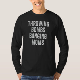 Bommen gooiende, moeders neukende Retro Vintage T-shirt
