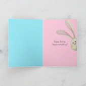 Bonbons de Pâques sur carte de vacances en papier (Intérieur)