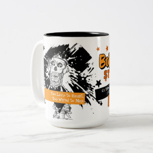 Bone Tired Still Wired – Grappig Skelet Halloween Tweekleurige Koffiemok