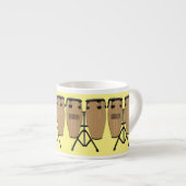 Bongo drum cartoon illustratie espresso kop (Voorkant rechts)