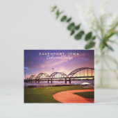 Bonjour De La Carte Postale Iowa (Debout devant)