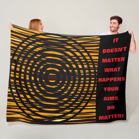 BONNE À CONNAÎTRE Couverture en polaire (En situation)