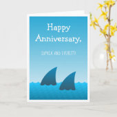 Bonne carte de voeux de couple de requins Annivers (Fleur jaune)
