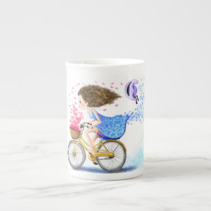 Bonne Jeune Fille avec Mug Bike