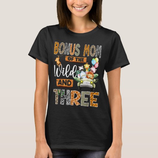 Bonus Mom Of The Wild & Three 3rd Birthday Boy T-shirt (Voorkant)