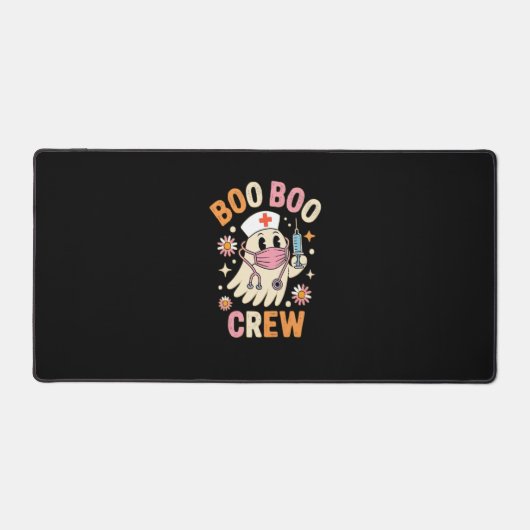 Boo Boo Crew Halloween Nurse Essential T-shirt Bureaumat (Voorkant)